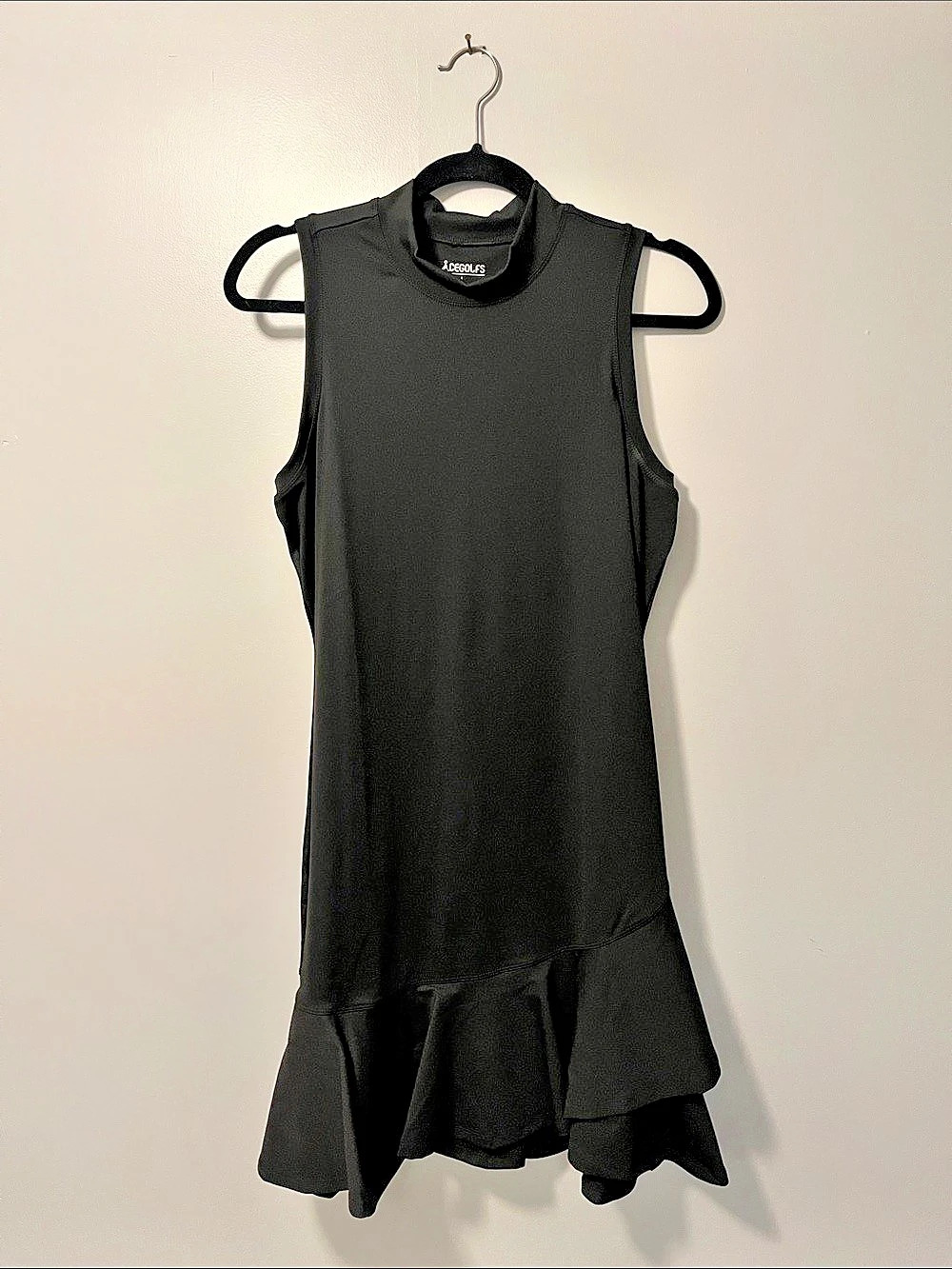 ACEGOLFS Black Ruffle Hem Golf / pickleball / tennis Dress Size Large Like New